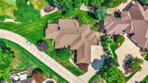 3909 Weymouth Woods Drive Medina OH 44256