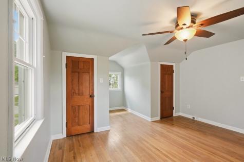 1379 Winston Road South Euclid OH 44121