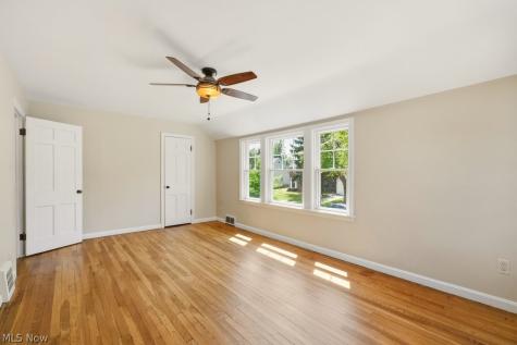 1379 Winston Road South Euclid OH 44121