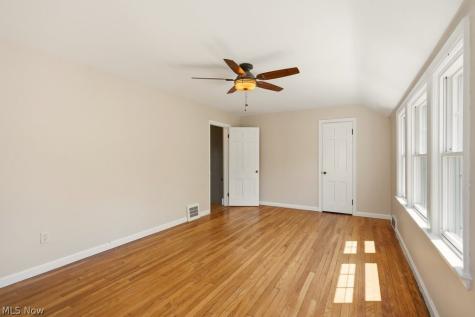 1379 Winston Road South Euclid OH 44121