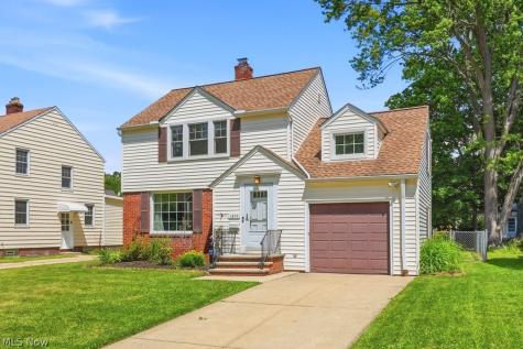 1379 Winston Road South Euclid OH 44121