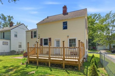 1379 Winston Road South Euclid OH 44121