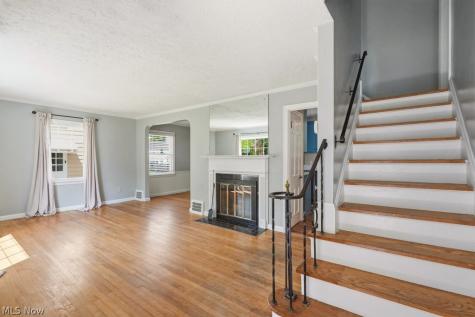 1379 Winston Road South Euclid OH 44121