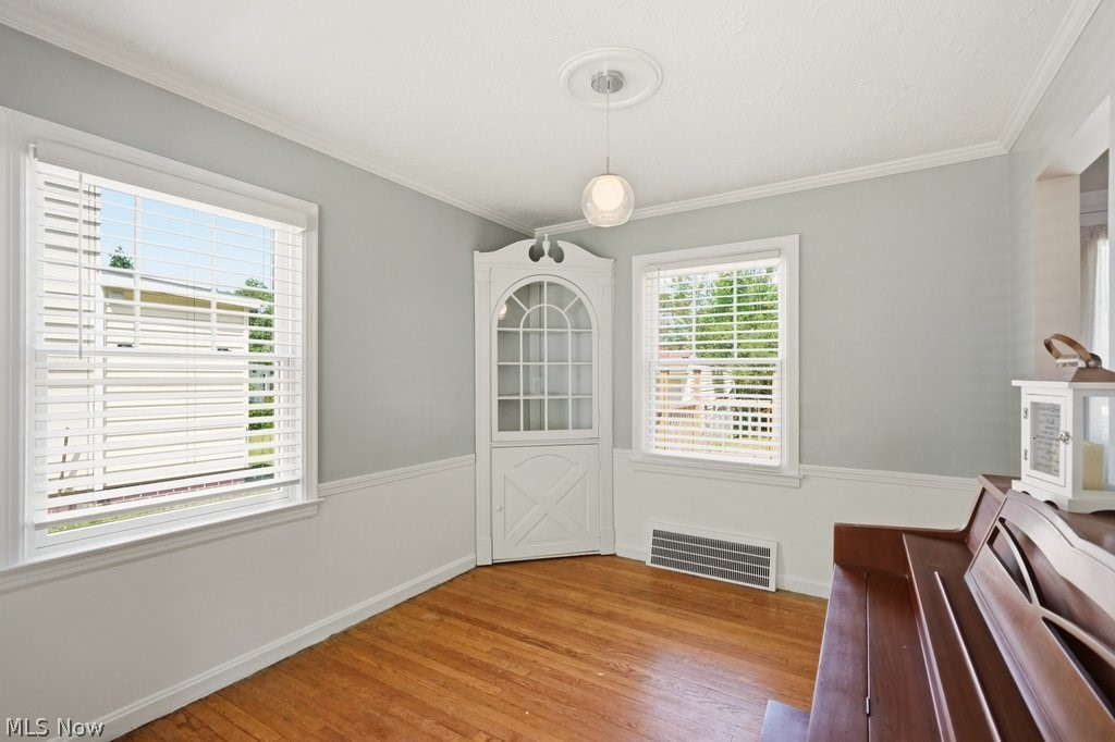 1379 Winston Road South Euclid OH 44121