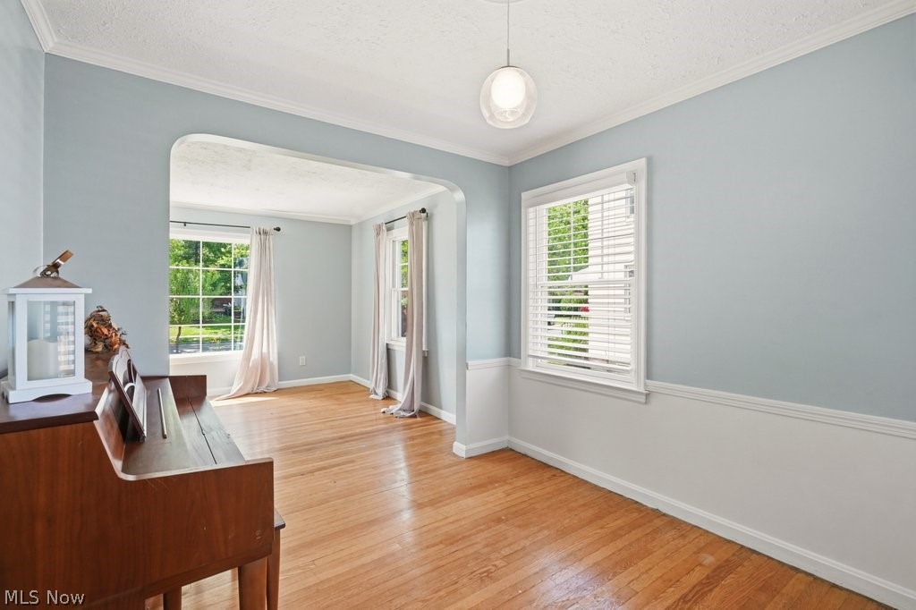 1379 Winston Road South Euclid OH 44121