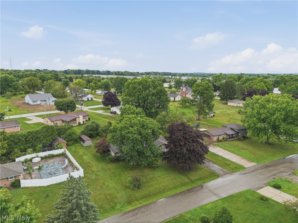 5266 Glenhaven Avenue Louisville OH 44641