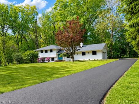 3866 Woodthrush Road Akron OH 44333