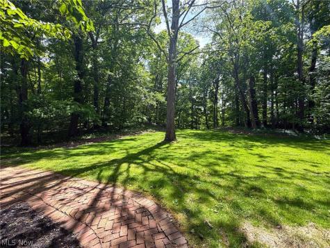 3866 Woodthrush Road Akron OH 44333