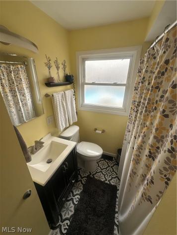 5502 Renwood Drive Parma OH 44129