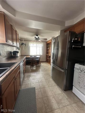 5502 Renwood Drive Parma OH 44129