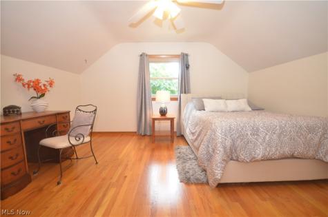 614 Fairwood Drive Tallmadge OH 44278