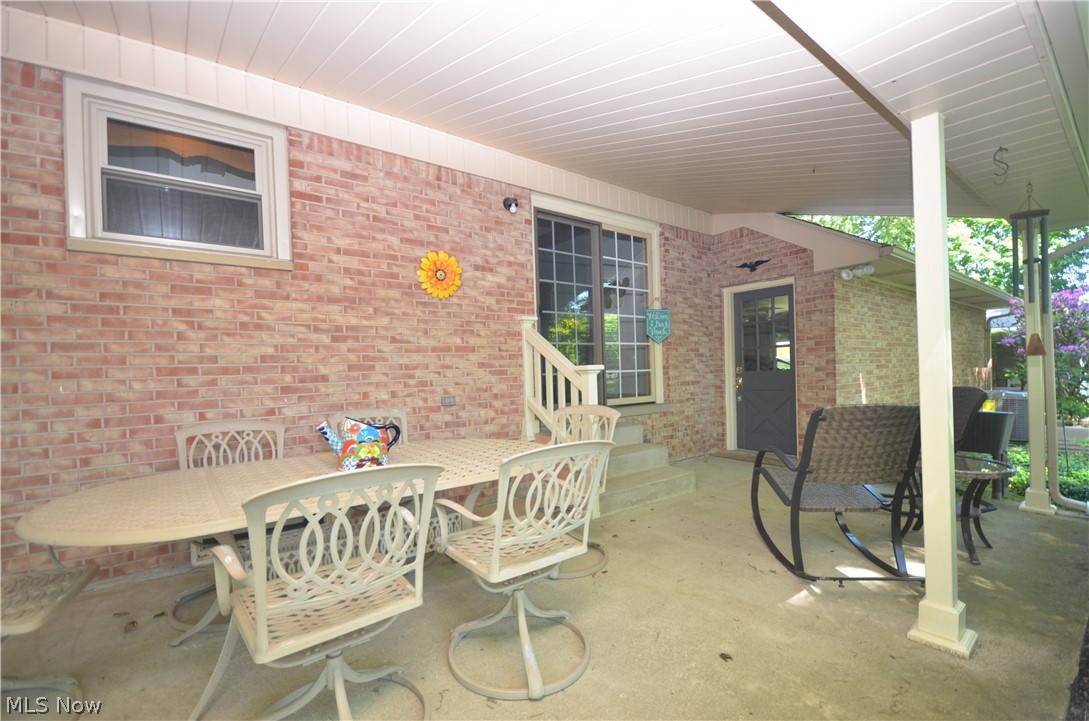 614 Fairwood Drive Tallmadge OH 44278