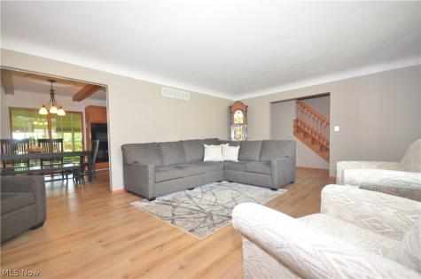 614 Fairwood Drive Tallmadge OH 44278