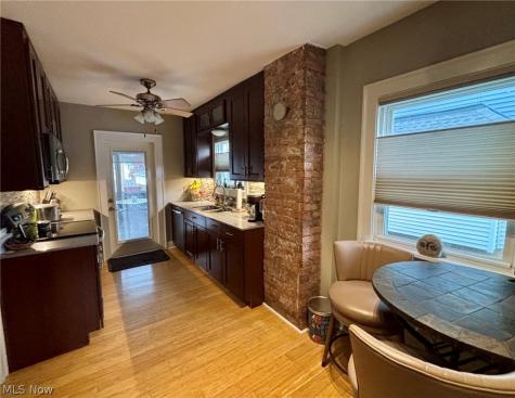 1620 Belle Avenue Lakewood OH 44107