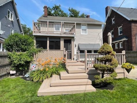 1620 Belle Avenue Lakewood OH 44107