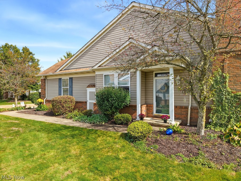 338 Stone Bridge Drive Sagamore Hills OH 44067