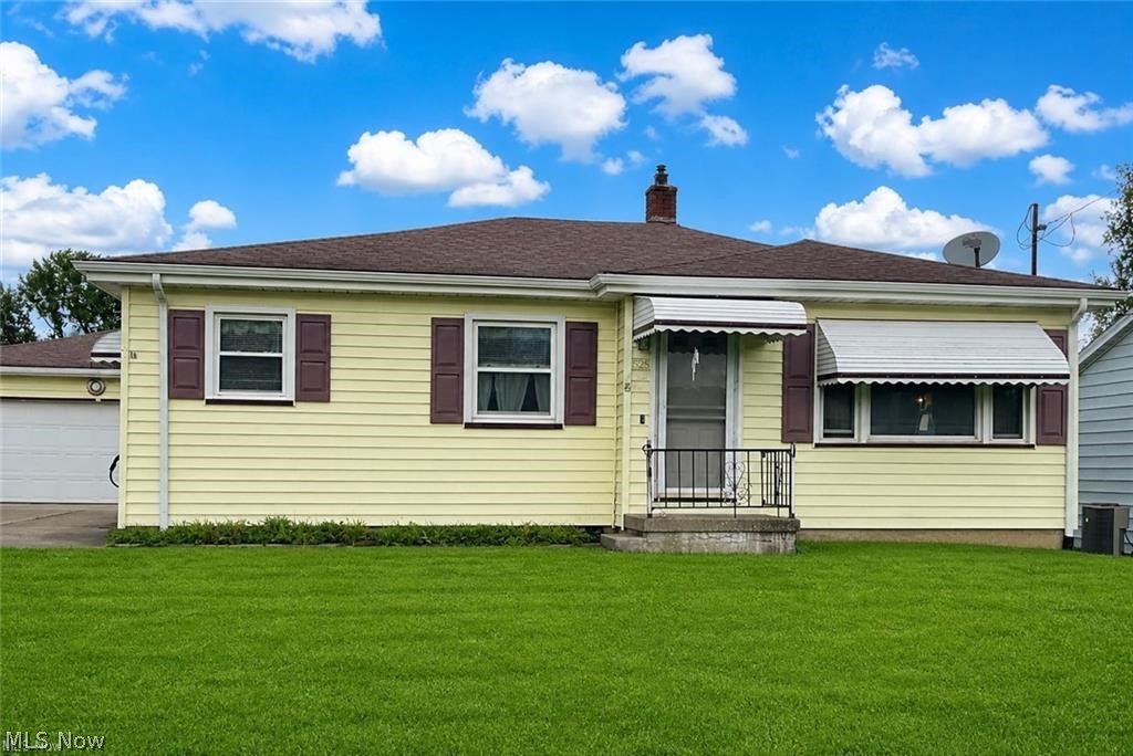 525 W Omar Street Struthers OH 44471
