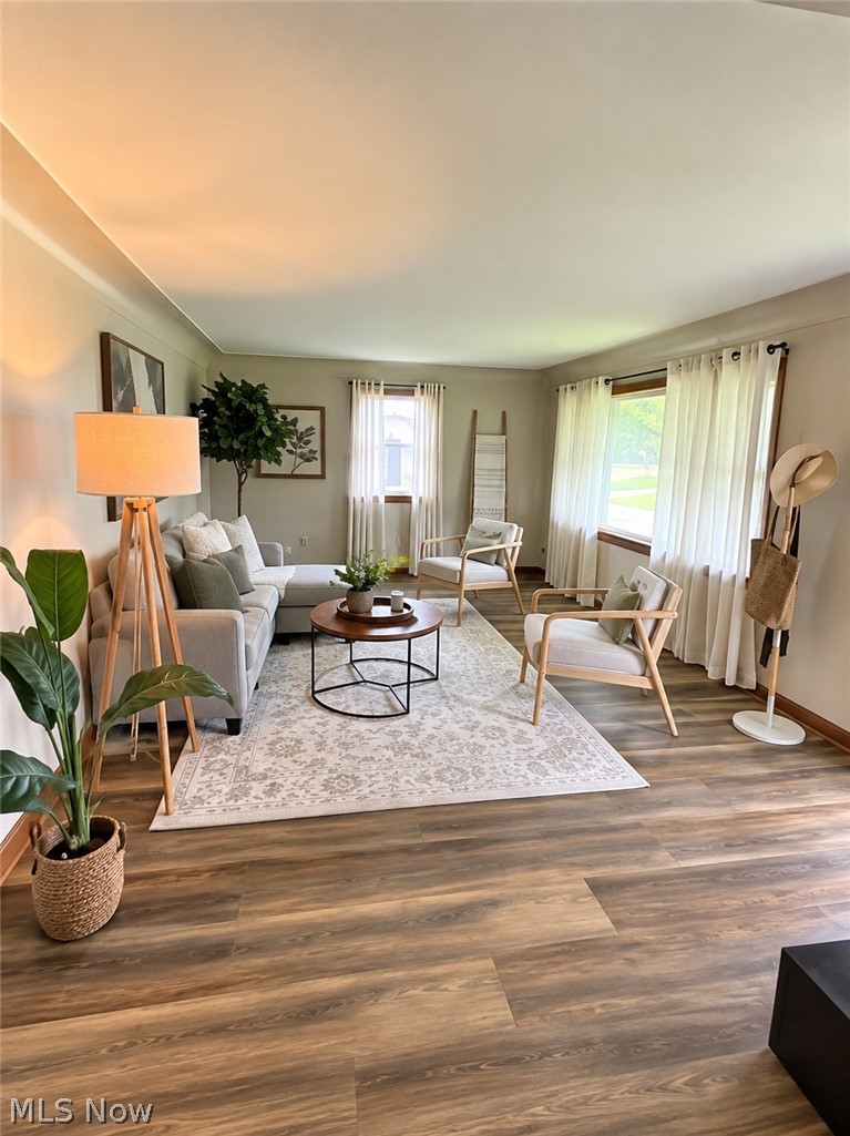 525 W Omar Street Struthers OH 44471