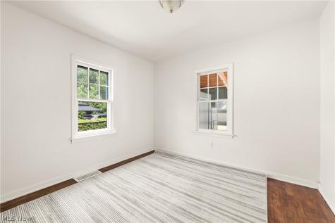259 Jackson Street Amherst OH 44001