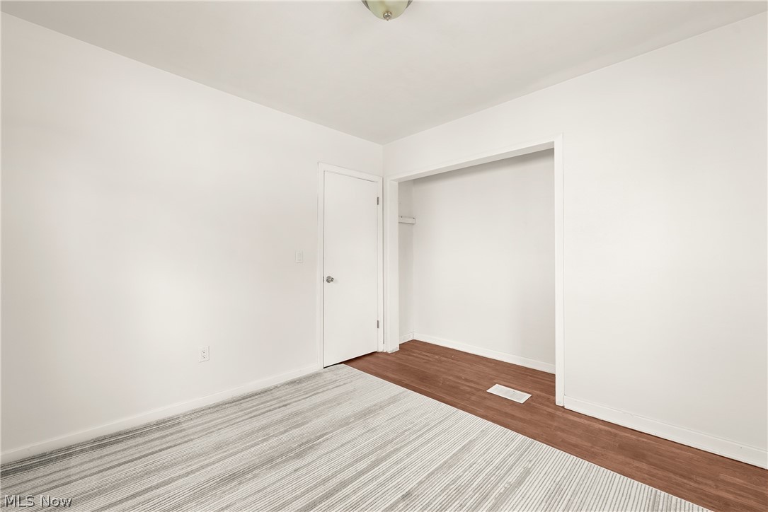 259 Jackson Street Amherst OH 44001