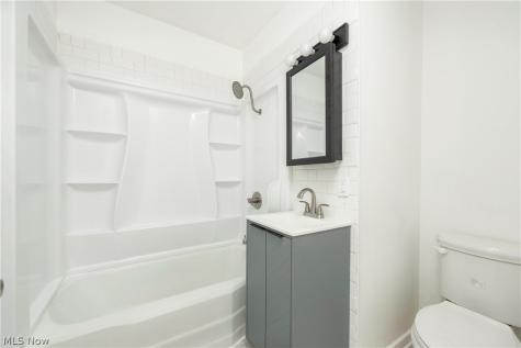 259 Jackson Street Amherst OH 44001