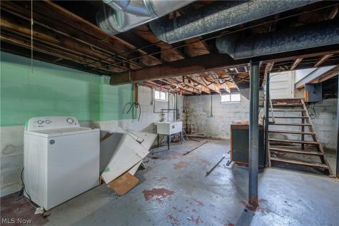 259 Jackson Street Amherst OH 44001