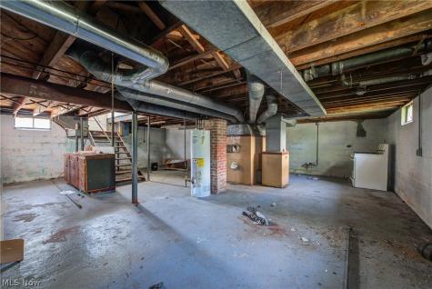 259 Jackson Street Amherst OH 44001