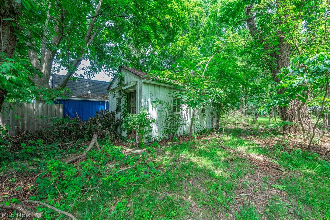 259 Jackson Street Amherst OH 44001