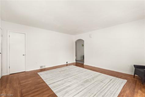 259 Jackson Street Amherst OH 44001