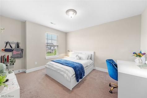39154 Mcintosh Place Avon OH 44011