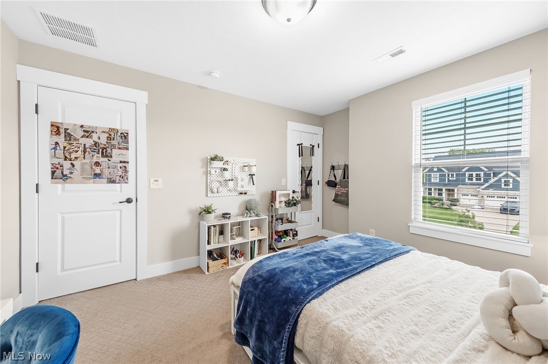39154 Mcintosh Place Avon OH 44011