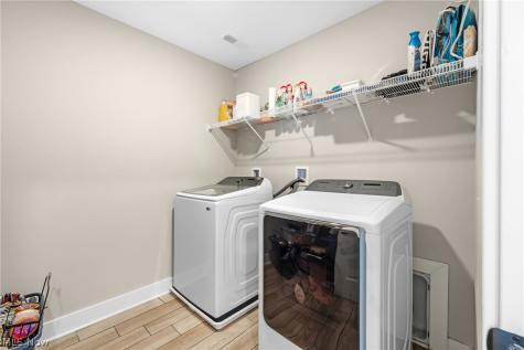 39154 Mcintosh Place Avon OH 44011
