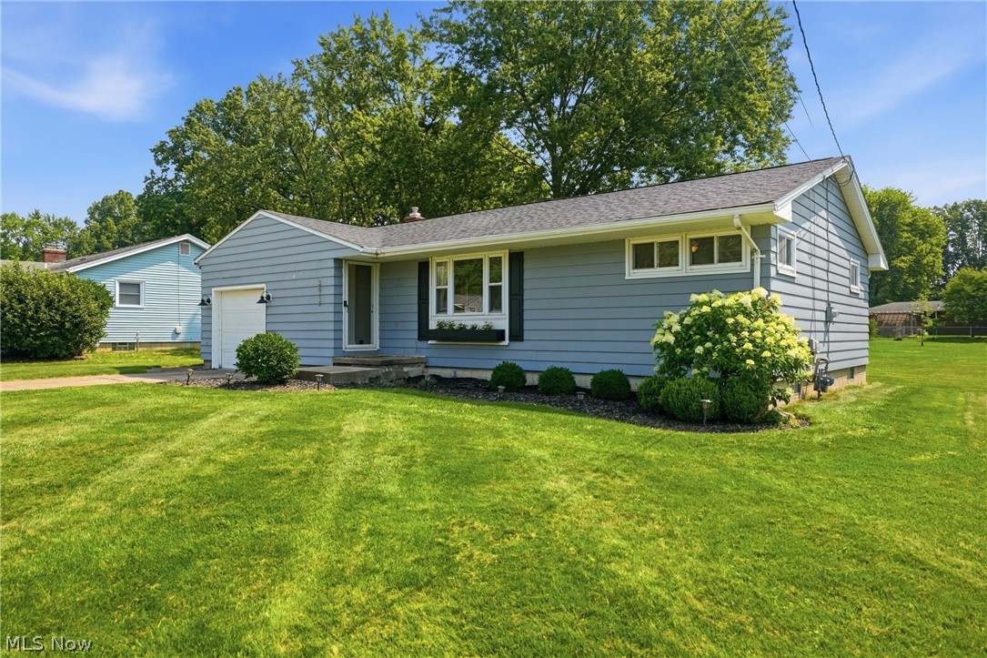 3417 Bentwillow Lane Austintown OH 44511
