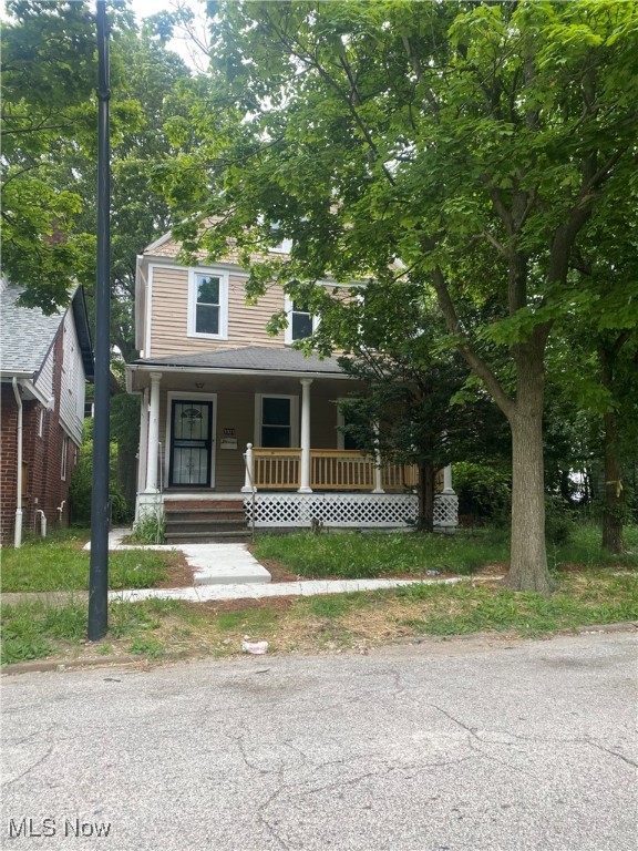 1521 Lakefront Avenue East Cleveland OH 44112