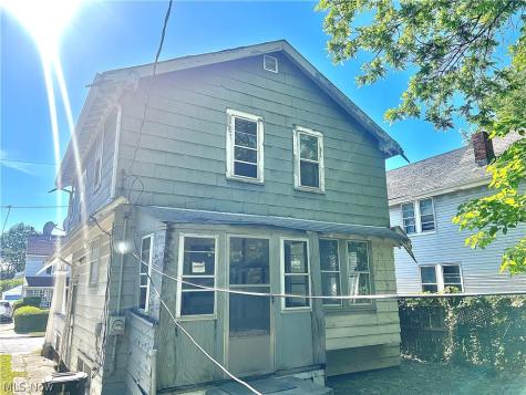 987 E 131st Street Cleveland OH 44108
