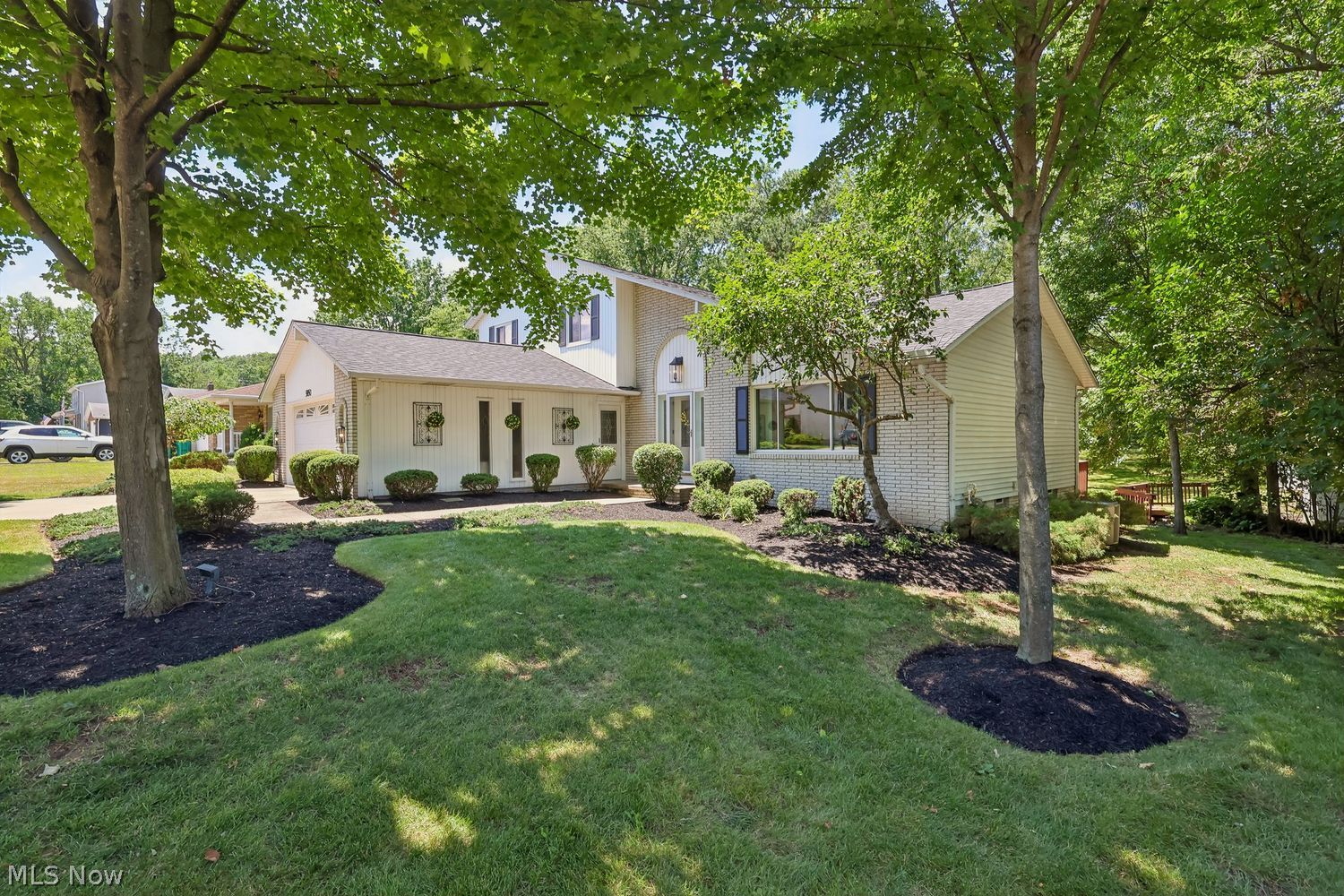 5850 N Crossview Road Seven Hills OH 44131