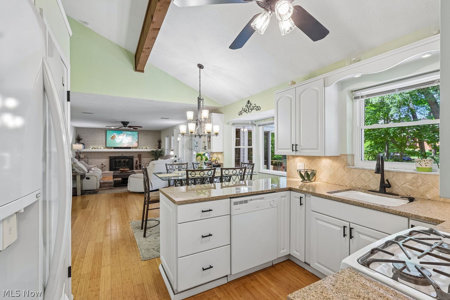 5850 N Crossview Road Seven Hills OH 44131