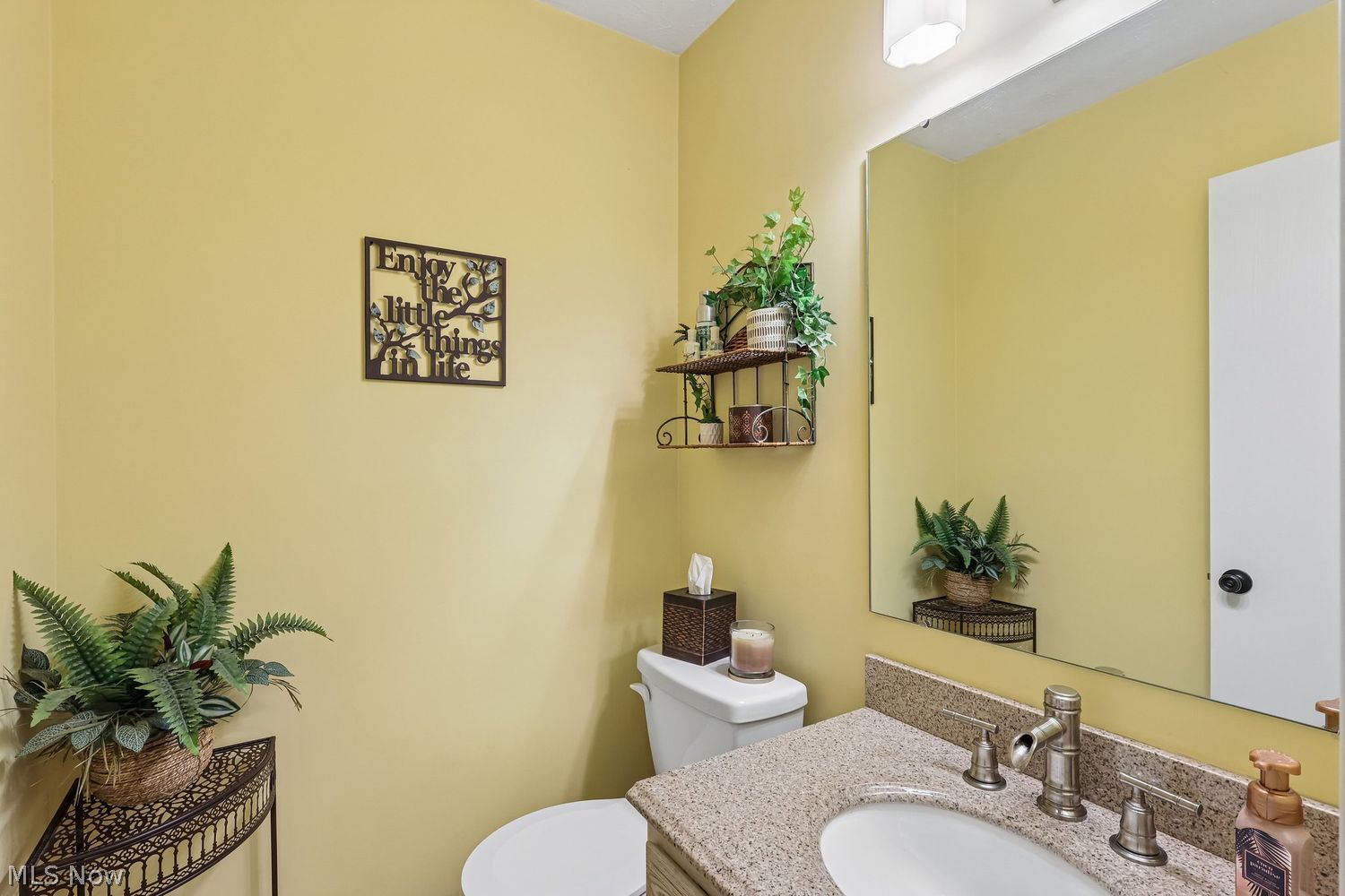 5850 N Crossview Road Seven Hills OH 44131