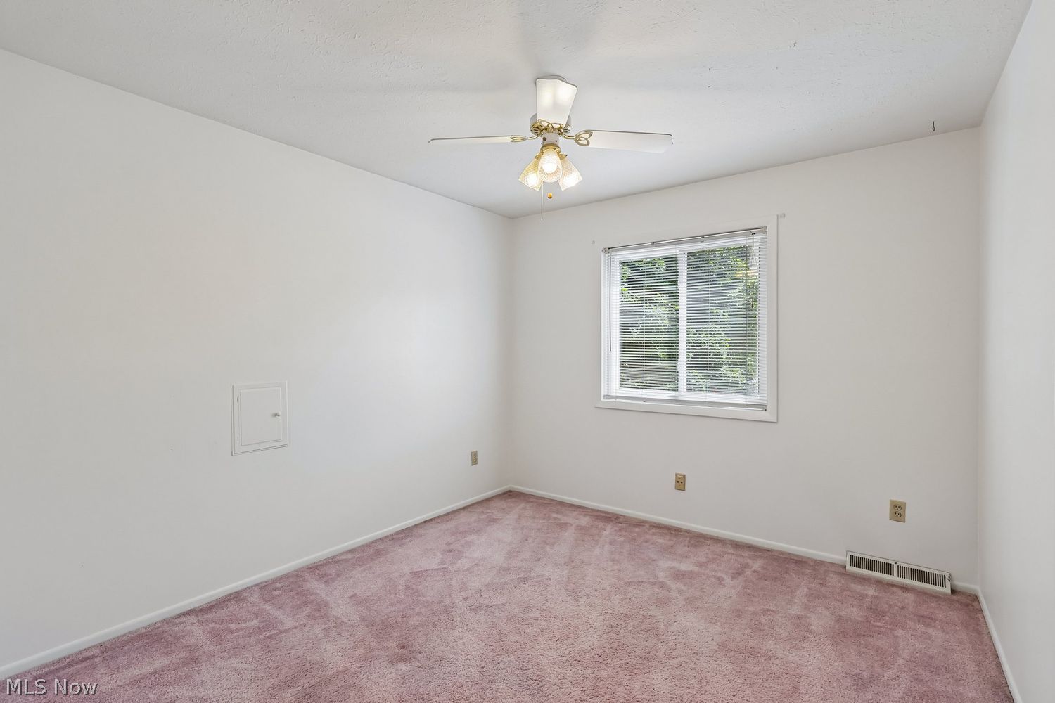5850 N Crossview Road Seven Hills OH 44131