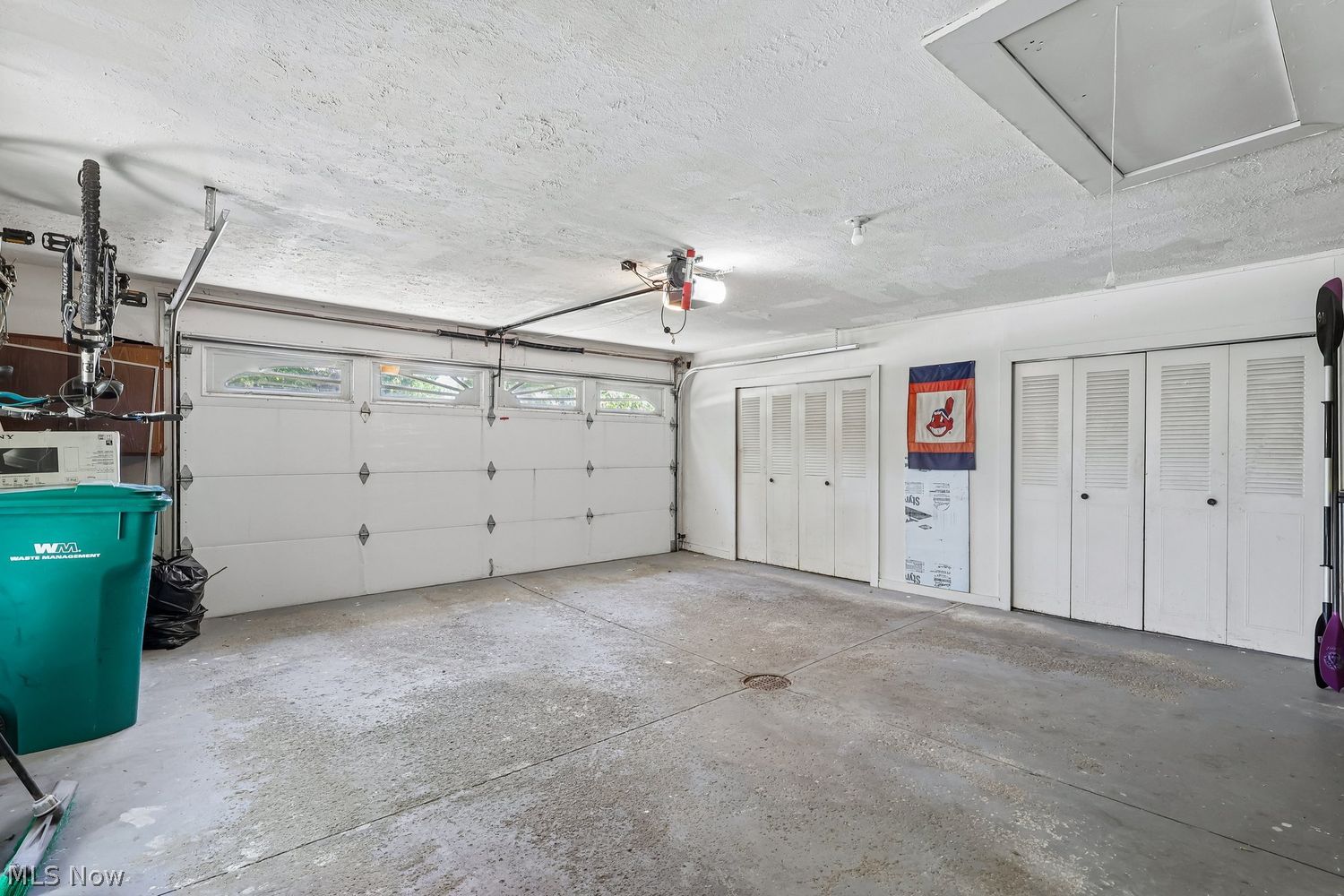 5850 N Crossview Road Seven Hills OH 44131