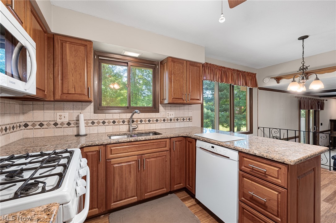 14826 Stone Creek Oval Strongsville OH 44149