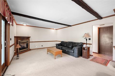 14826 Stone Creek Oval Strongsville OH 44149