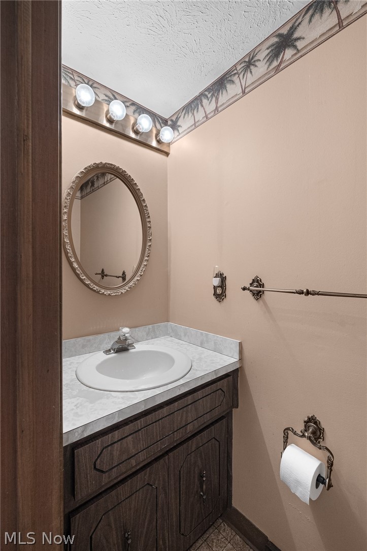 14826 Stone Creek Oval Strongsville OH 44149