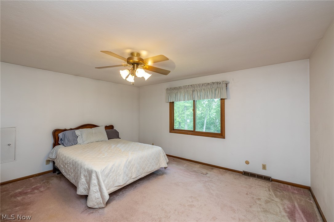 14826 Stone Creek Oval Strongsville OH 44149