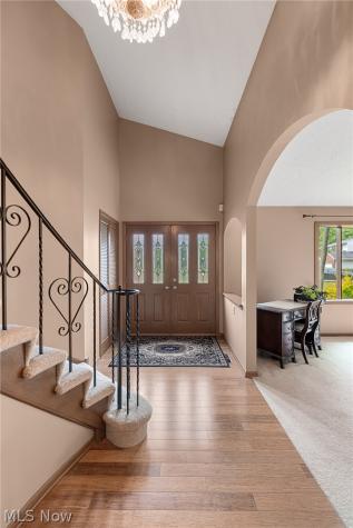 14826 Stone Creek Oval Strongsville OH 44149