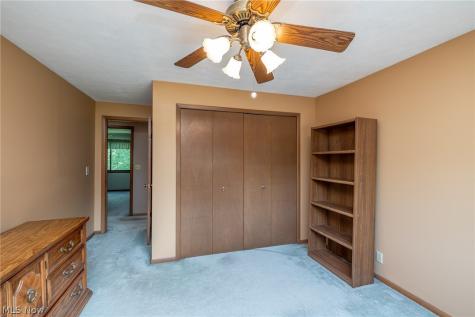14826 Stone Creek Oval Strongsville OH 44149
