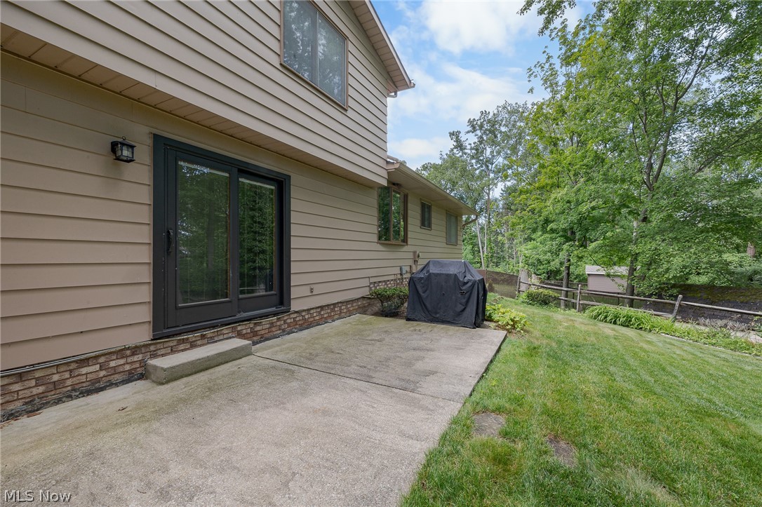 14826 Stone Creek Oval Strongsville OH 44149