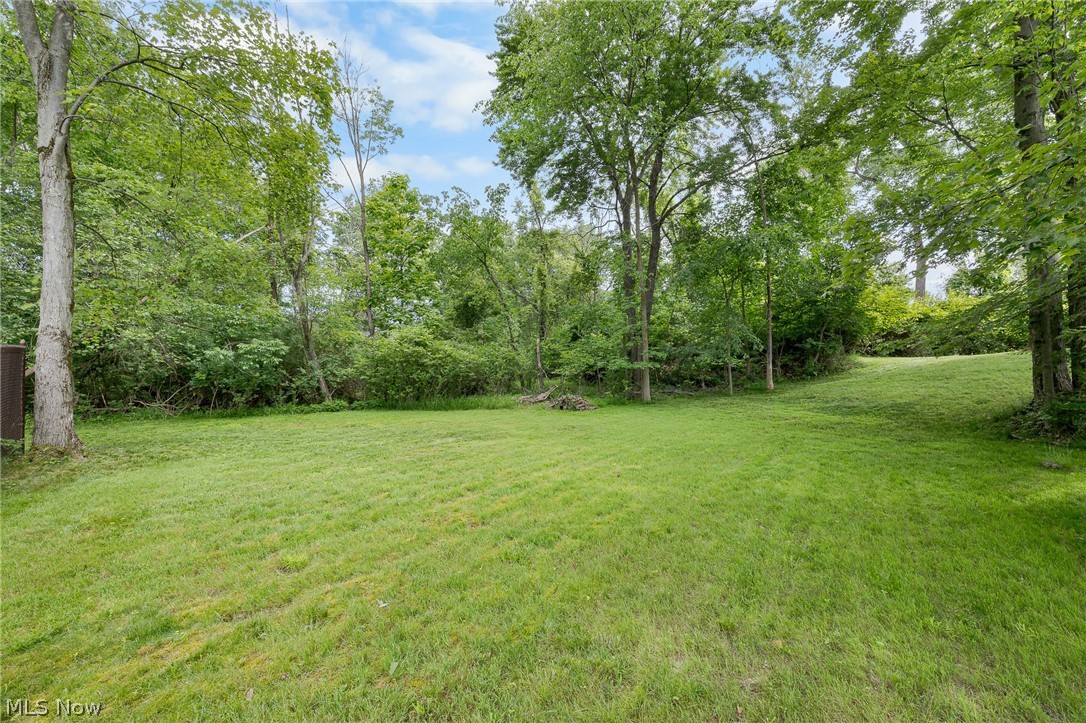 14826 Stone Creek Oval Strongsville OH 44149