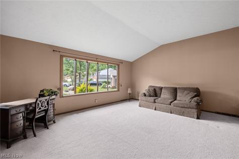 14826 Stone Creek Oval Strongsville OH 44149