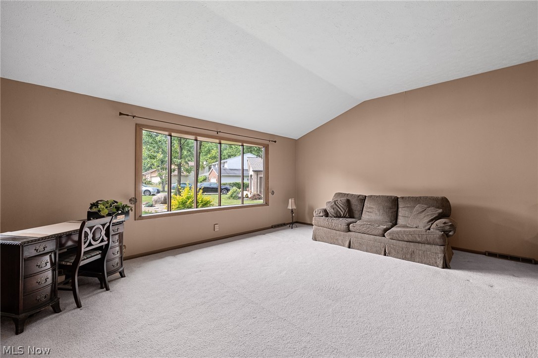 14826 Stone Creek Oval Strongsville OH 44149